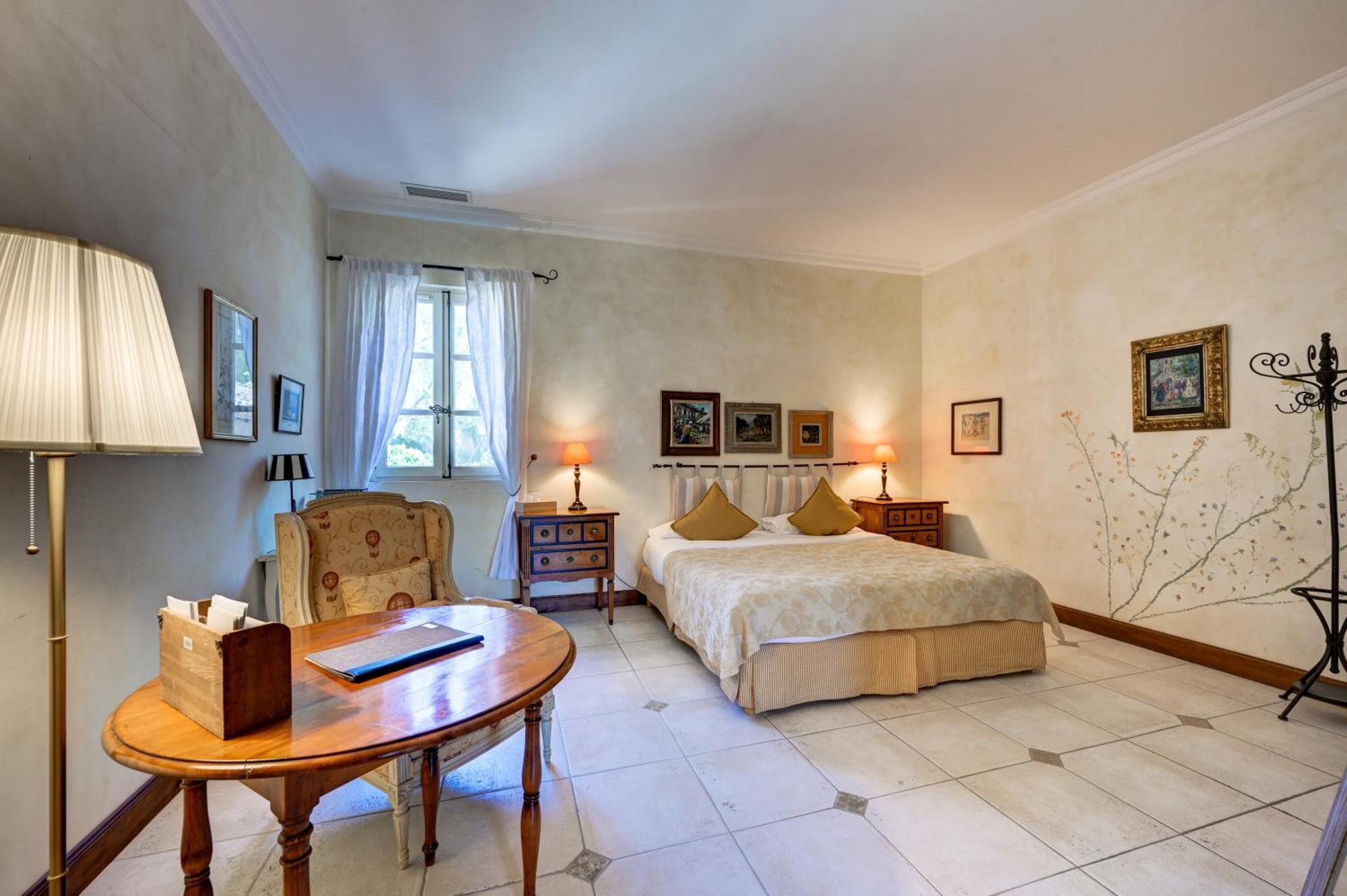 Hotel Mas Des Comtes De Provence